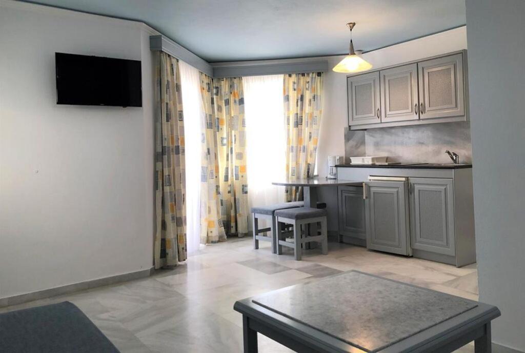 Futura Apartments Hriszí Aktí Haniá Kültér fotó